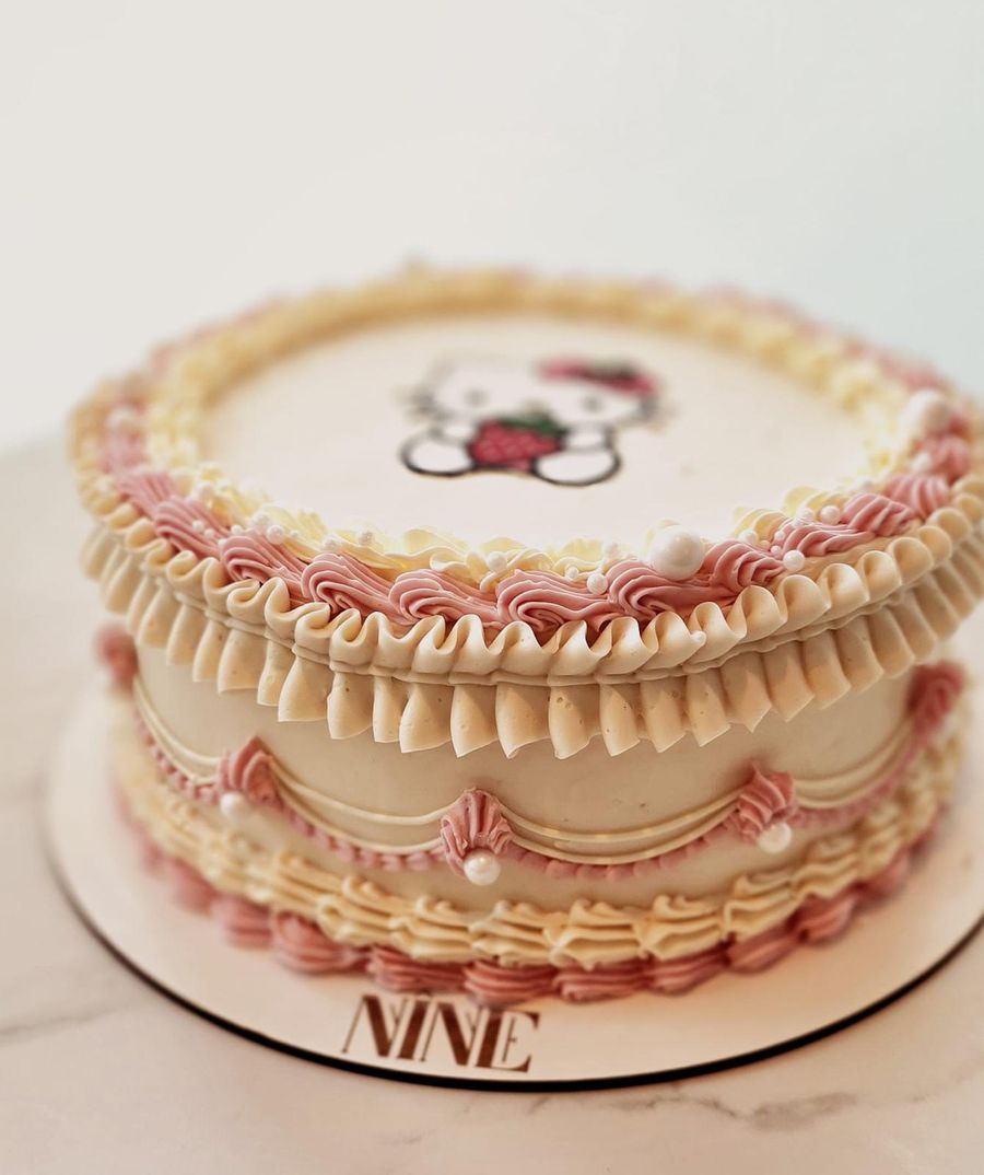 Retro Cake Nîne